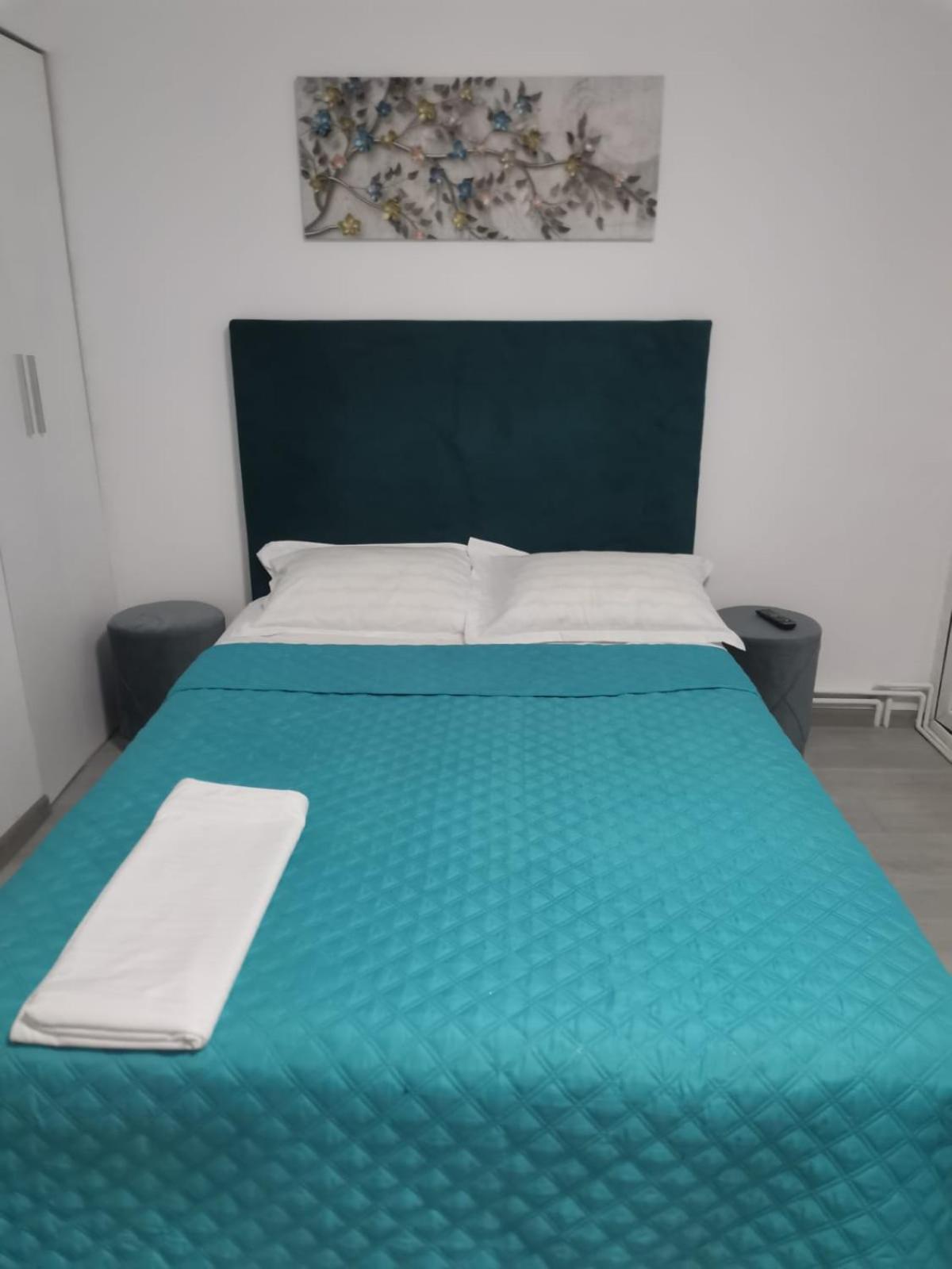 Zenlux Hotel Iasi Exterior foto