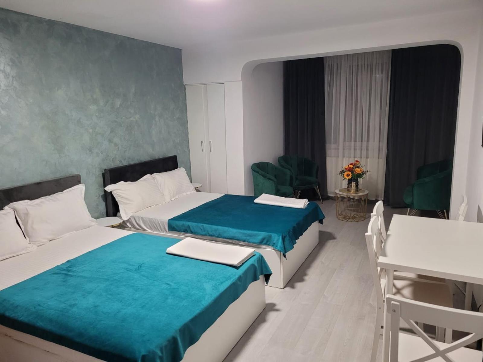 Zenlux Hotel Iasi Exterior foto